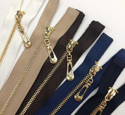 義烏廠家專業生產3號黃銅鍍淺金 黃金開口條裝拉鏈